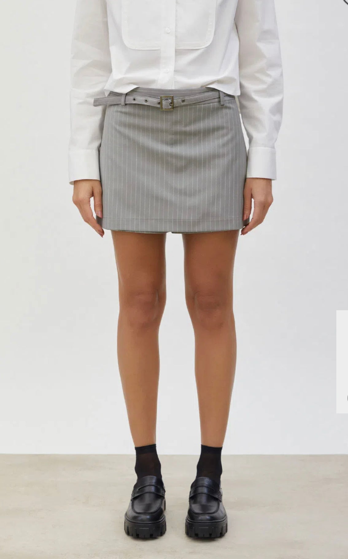 Shorts-saia Alfaiataria