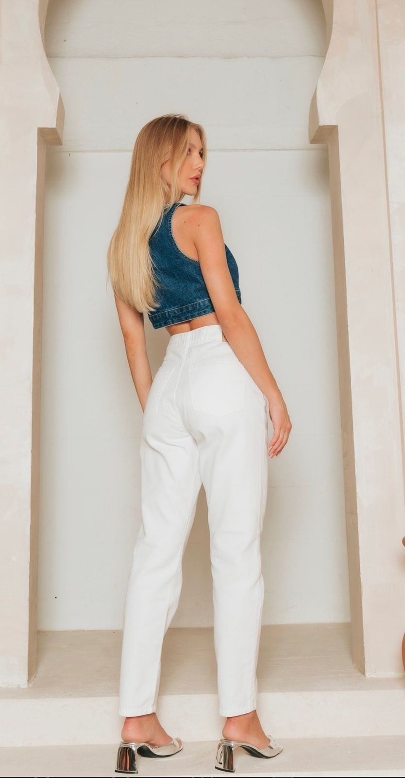 Calça Mom Sarja Branca