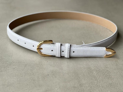 Cinto Couro Premium Detalhe Dourado