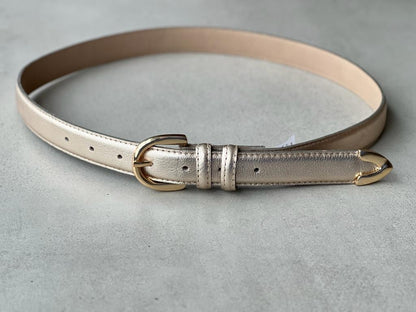 Cinto Couro Premium Detalhe Dourado