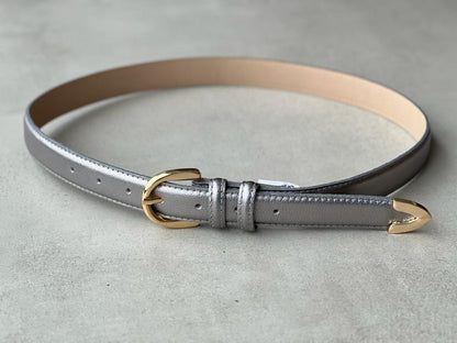Cinto Couro Premium Detalhe Dourado