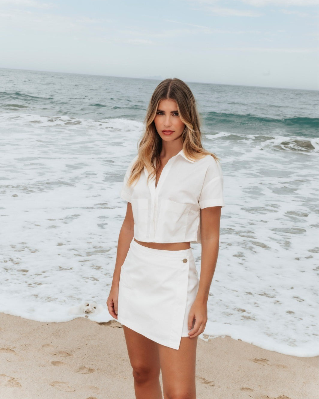 Camisa Cropped Bolsos Branca
